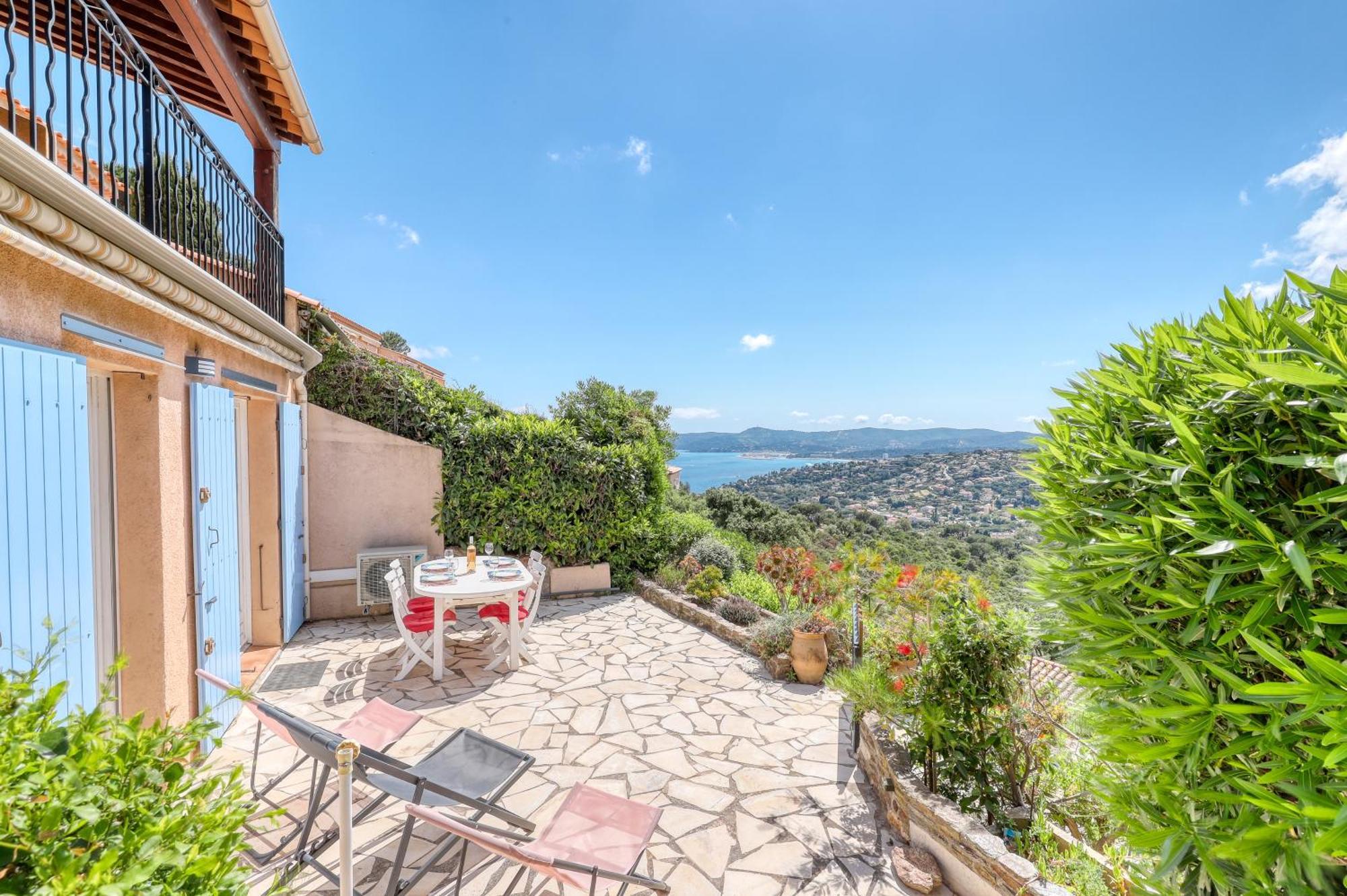 Vue exceptionnelle à Saint-Clair pour 5 personnes Le Lavandou Exterior foto